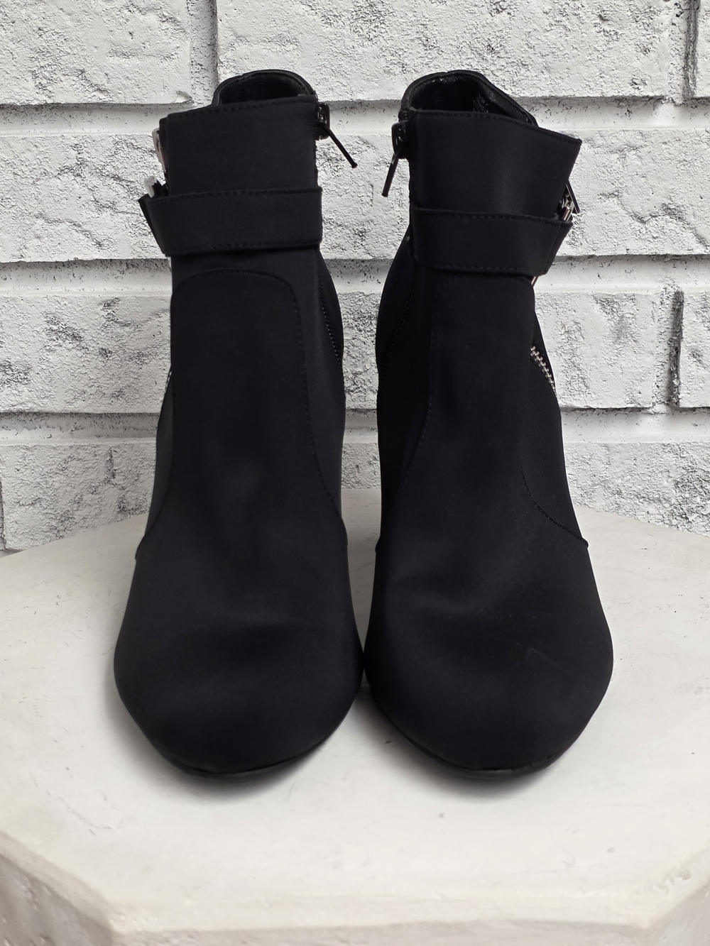 Unisa Black Block Heel Ankle Booties with Buckle Accent | Women's Size 9.5